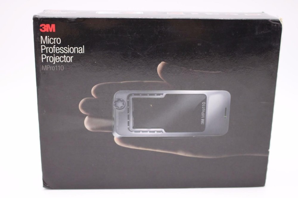 3M Micro Professional Projector MPro110 new open box