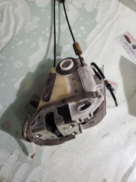 PRIUS 2011 LH REAR DOOR LATCH 31450