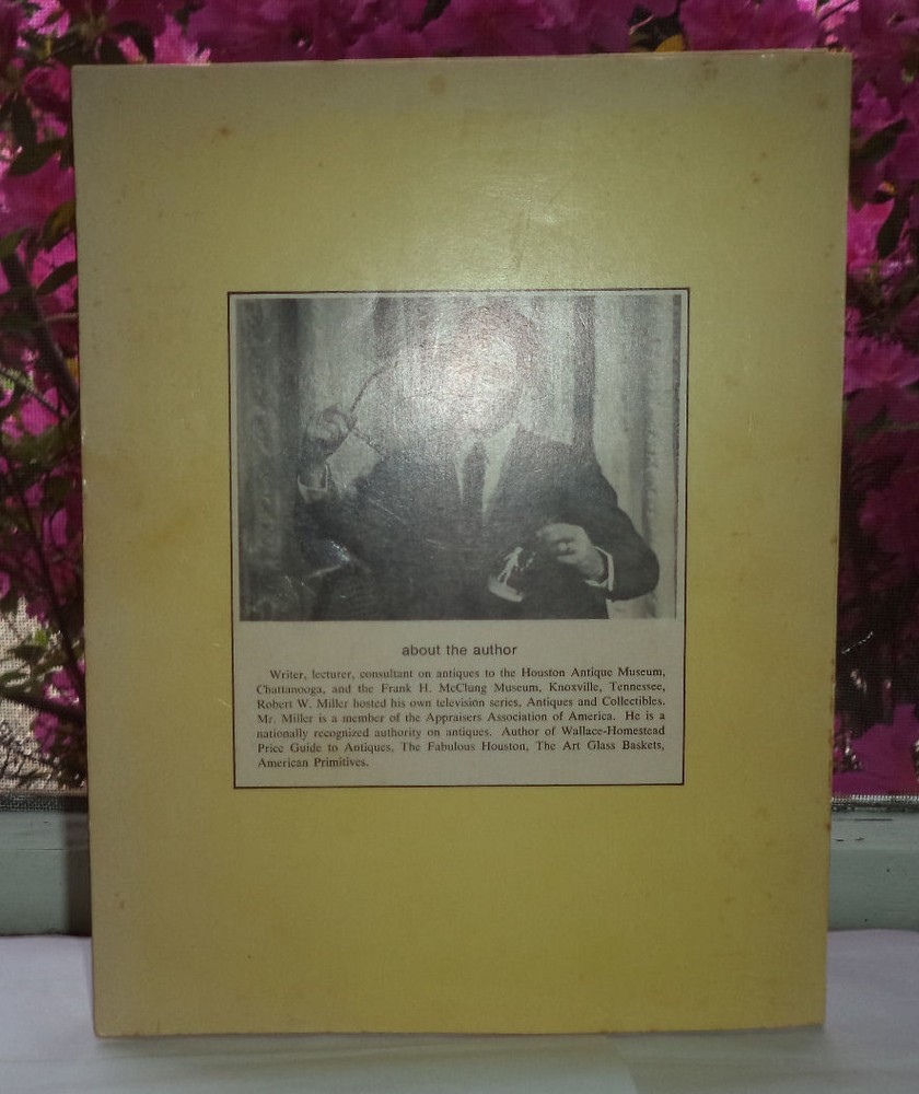 Clock Guide Identification With Prices, Robert W Miller. 1971. 2nd Edition.