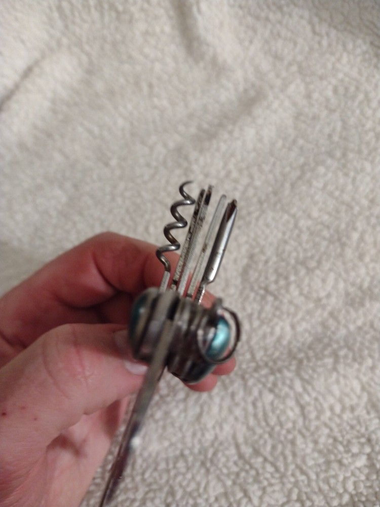 Multi Blade Multi Tool Pocket Knife 3 1/2 Inch