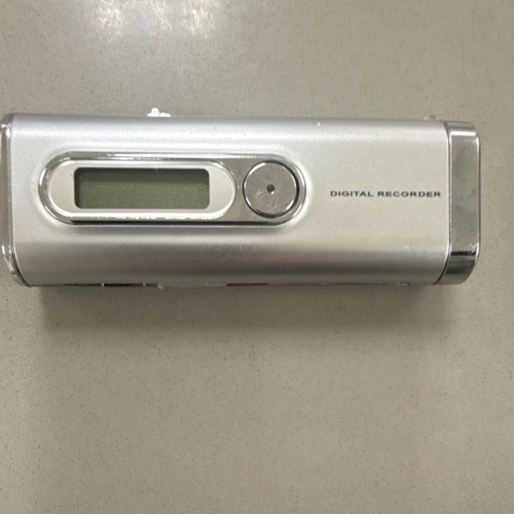 Forus FSV-1646 Digital Voice Recorder Handheld Flash Memory Silver Model