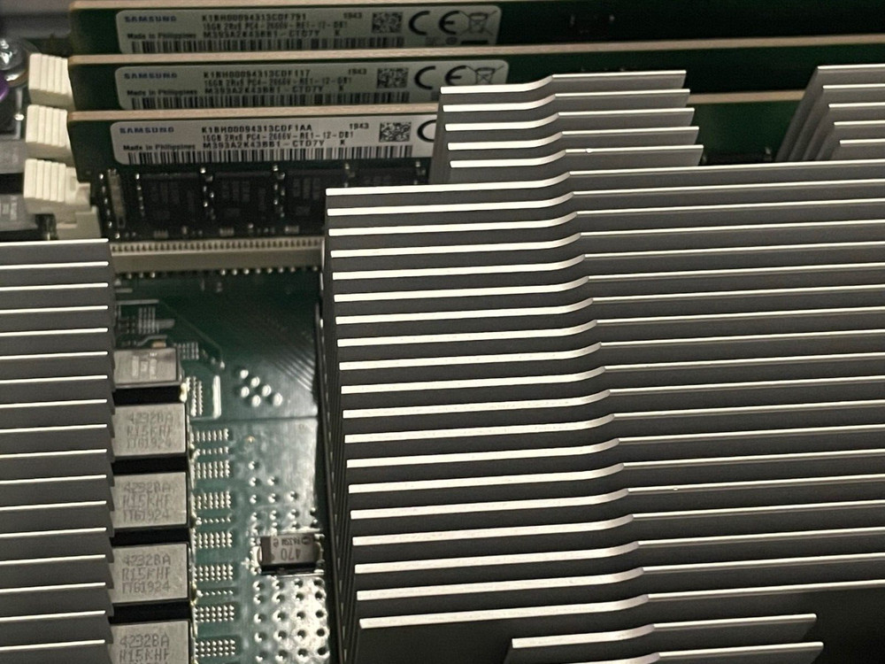 Pure Storage 83-0169-00 Flash Array X20 R2 controller. 192gb memory. procs.