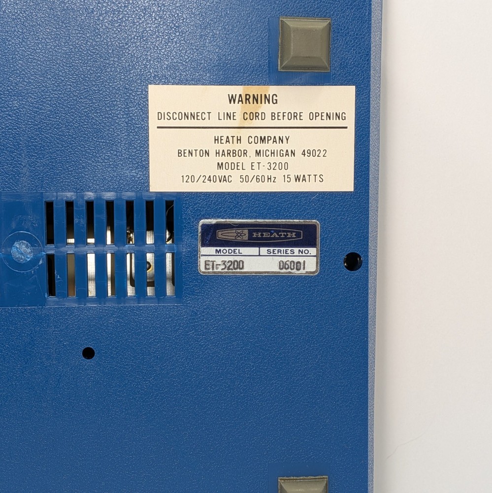 Vintage Heathkit Model ET-3200 Electronic Design Experimenter - Powers On