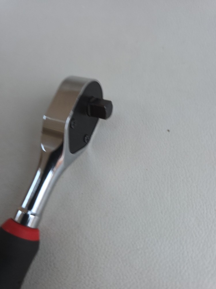 Mac Tools USA 1/4" Dr Soft Handle Ratchet MR690PA