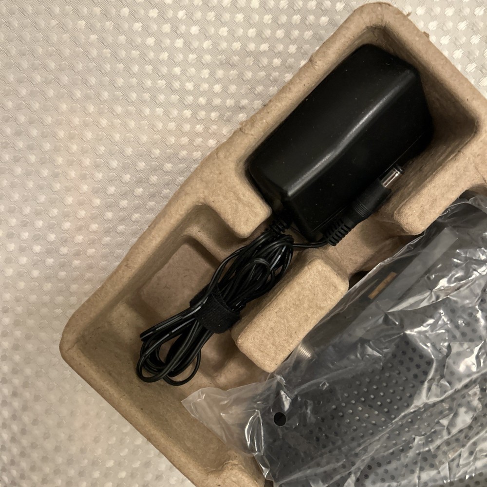 TP-LINK TC-7620 680Mbps Cable Modem - Pre-Owned - DOCSIS 3.0
