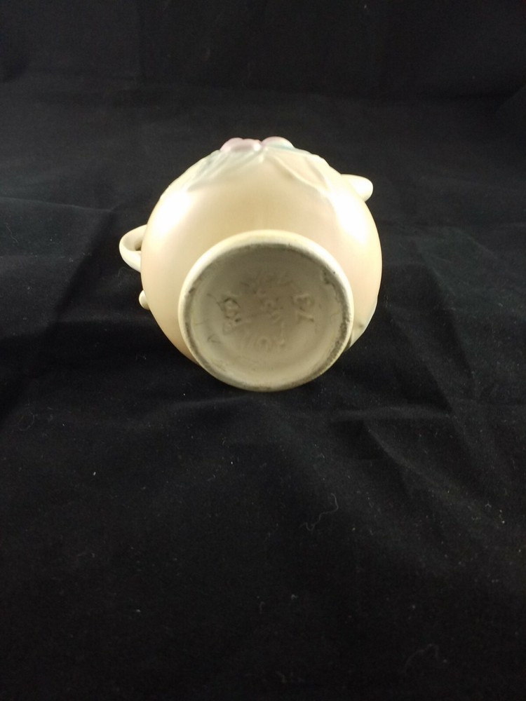 Hull Pottery Creamer