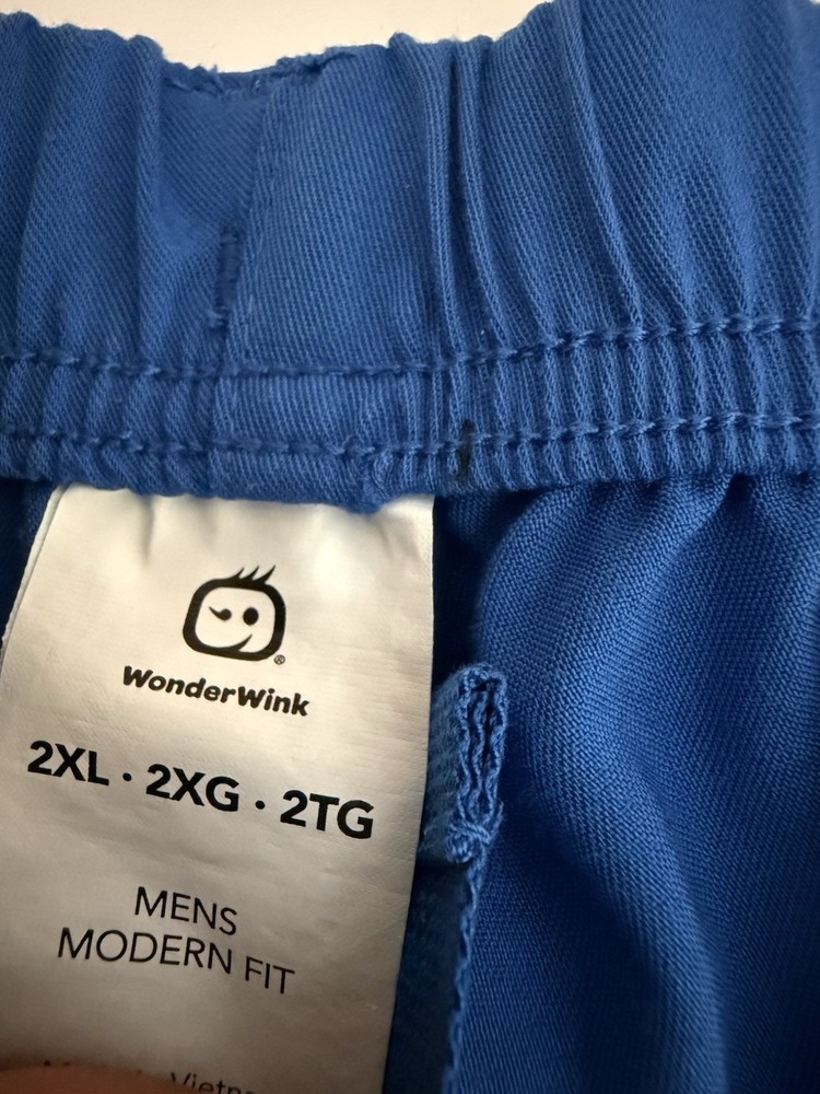 Scrubs Men’s size 2XL