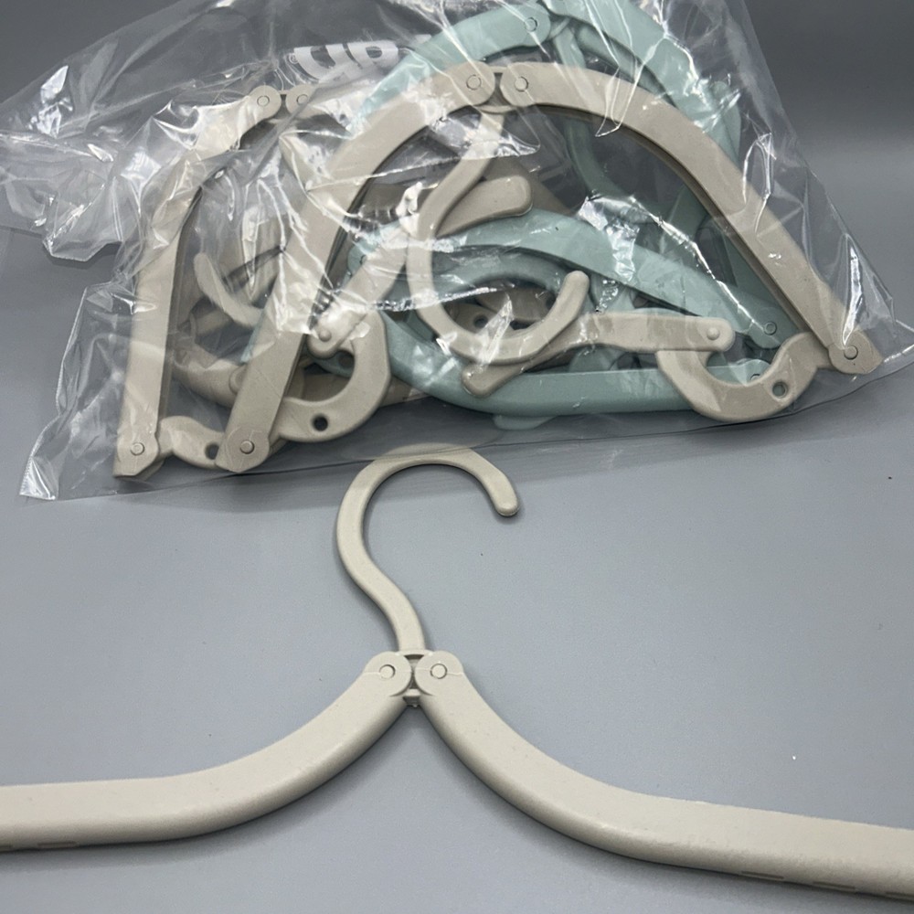 Travel Size Photo Hangers