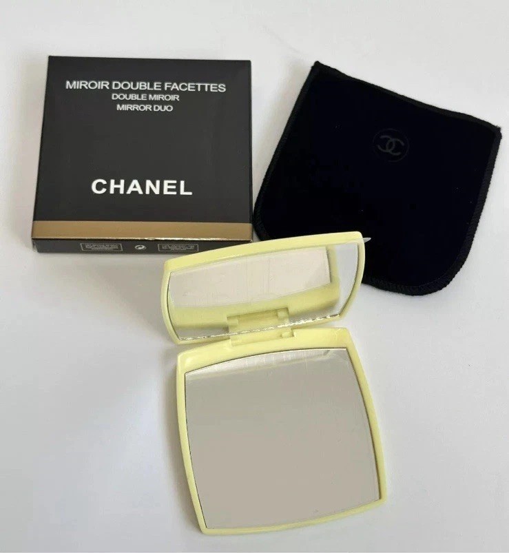 CHANEL Mirror Duo Compact Double Facette Makeup Yellow