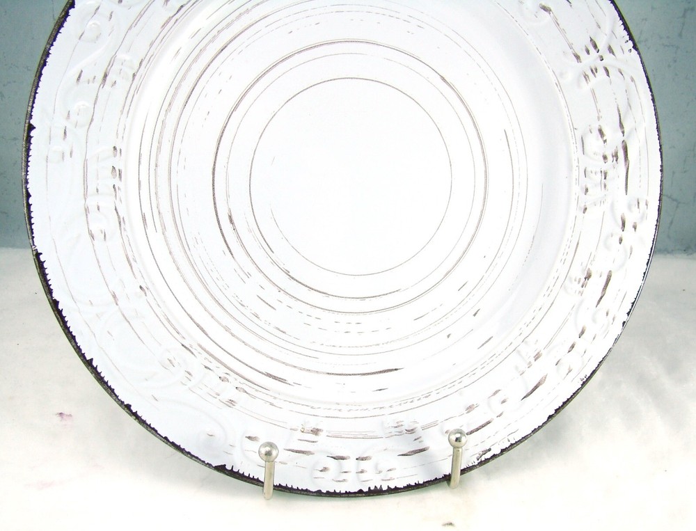Pfaltzgraff Everyday TRELLIS WHITE Dinner Plate(s)