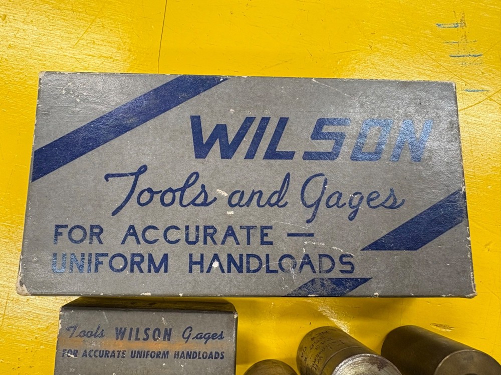 Display box Wilson Tools Gages Accurate Uniform Handload Ammo Vintage reloading