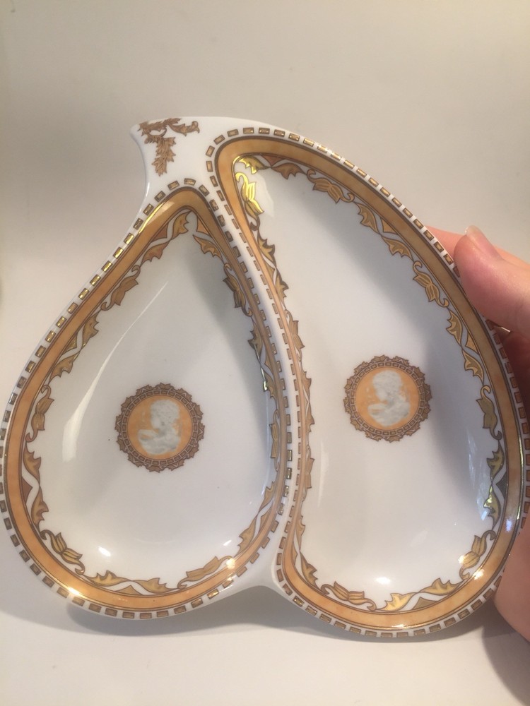 Cameo Brooch Divided Porcelain Dish