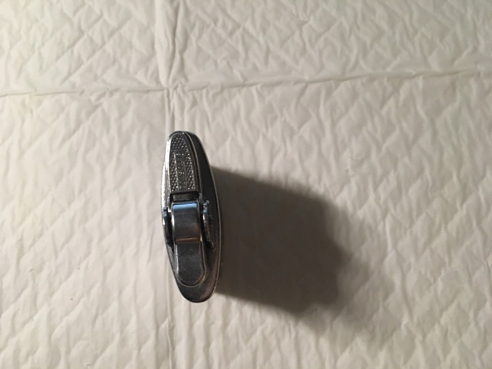 VINTAGE RONSON Standard SILVER Tone LIGHTER