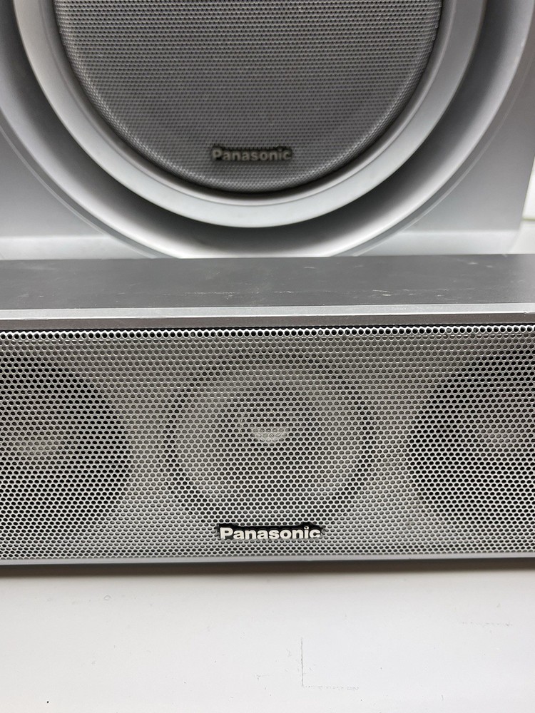 Panasonic SC-HT680 DVD Home Theater Speaker System NO CENTRAL UNIT UNTESTED