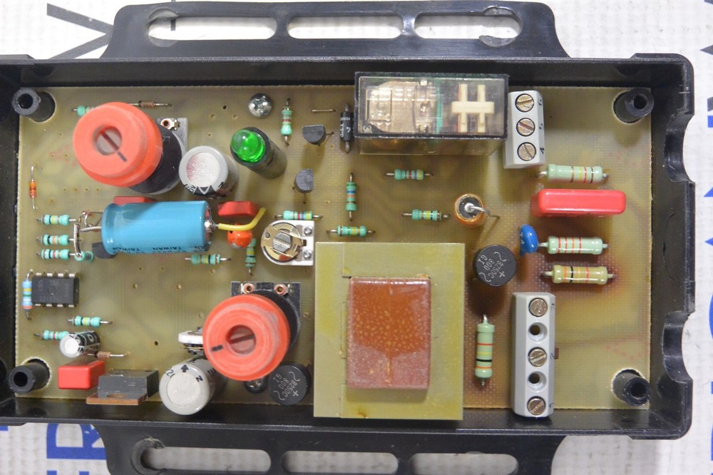 BEHA DR32-575 MOTOR PROTECTOR - USED - CHIPPED