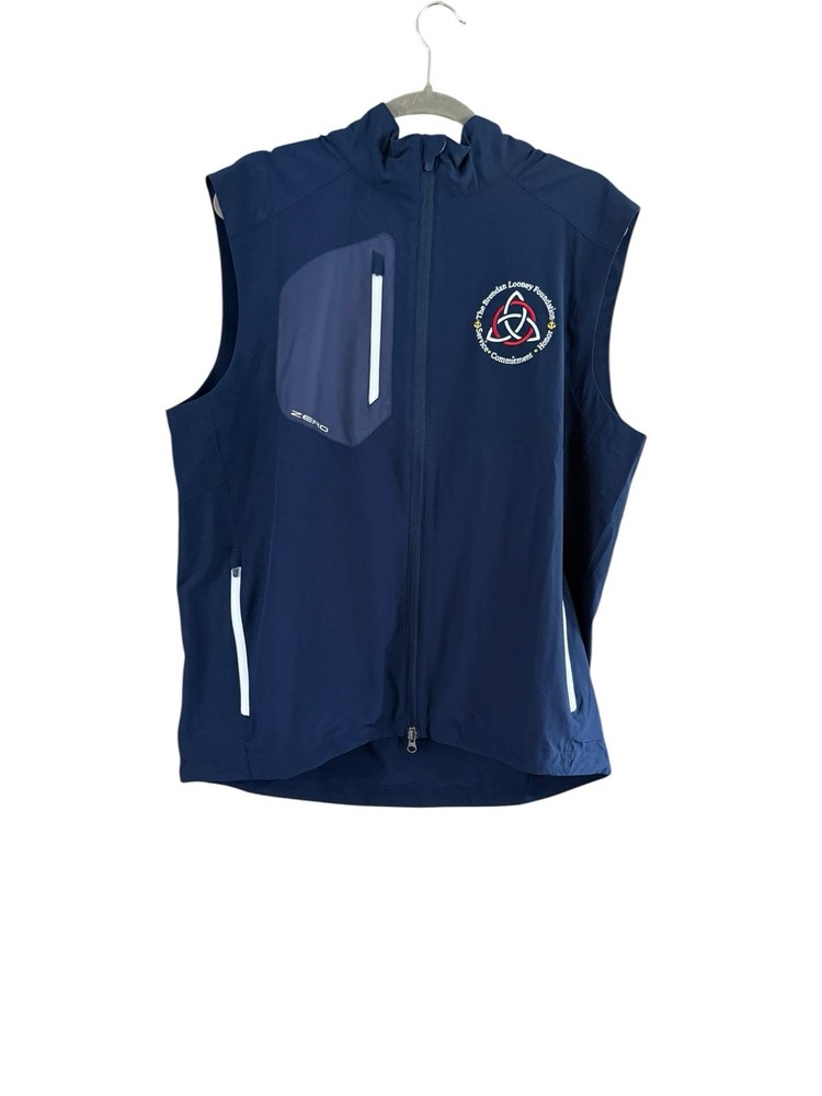 nwt zero restriction Golf Vest Size Large