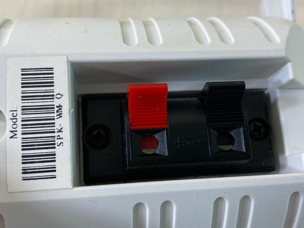 T7: LightSpeed WMQ Wall Speaker