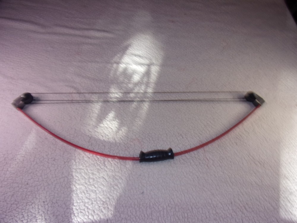 Red/Black Youth Compound Bow