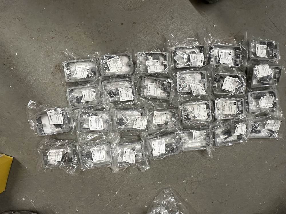 Hubbell PFBRMC 26 pieces