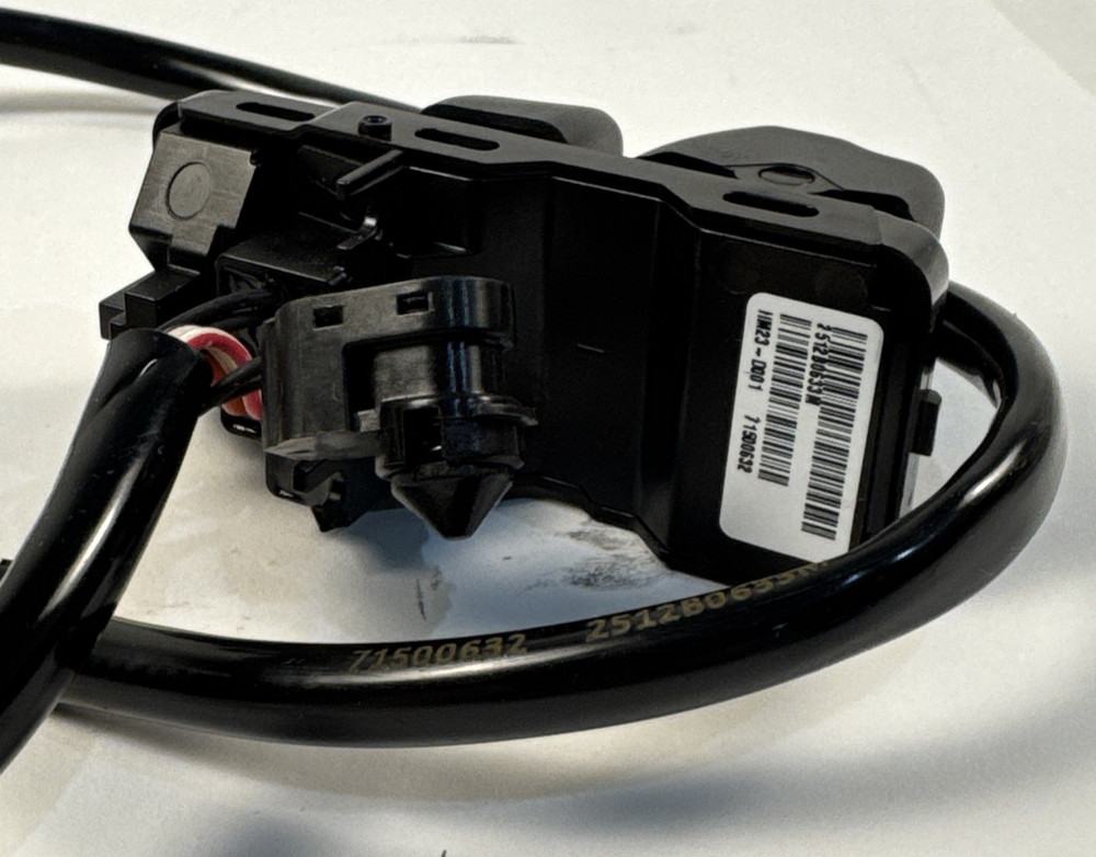 HARLEY DAVIDSON GENUINE LEFT HANDLEBAR SWITCH CONTROL ASSEMBLY 71500132