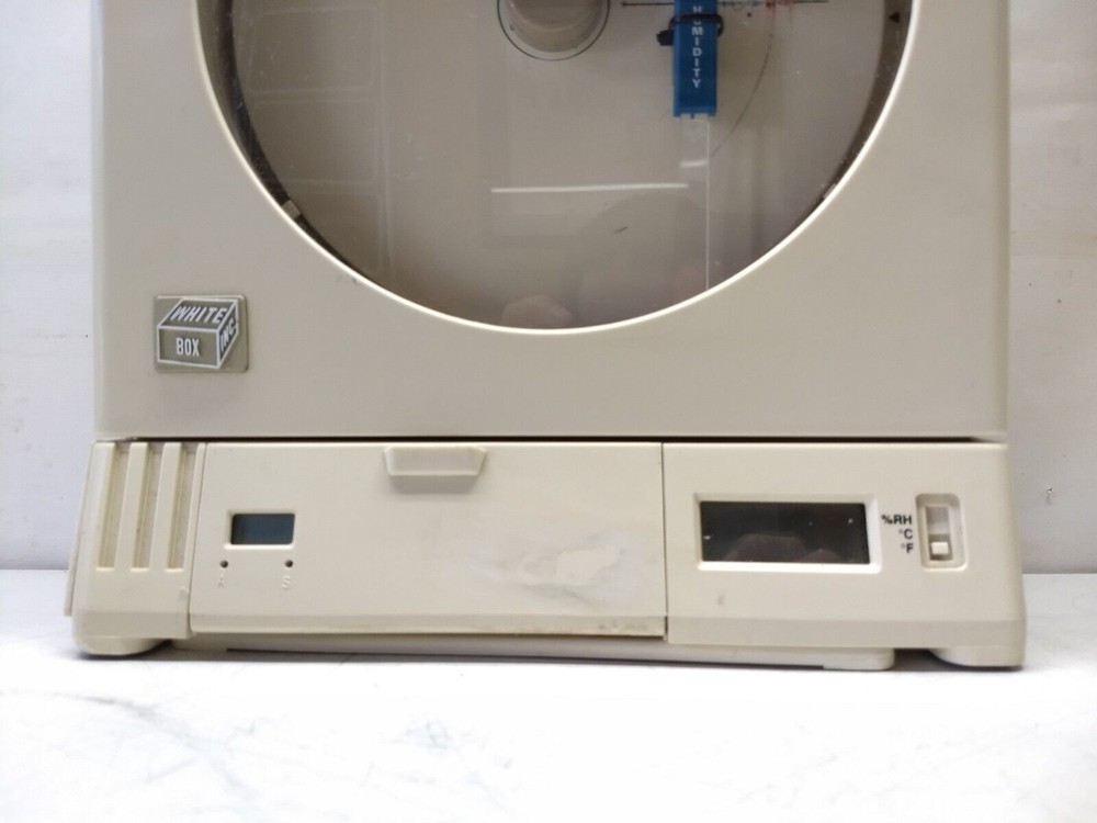 White Box Inc. / Omega CT485-AL Chart Recorder