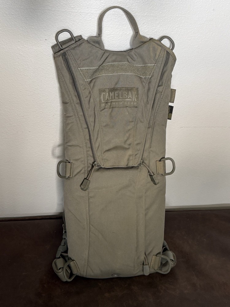 CamelBak Tan Hydration Pack 3L Nylon Adjustable Lightweight Hiking Backpack