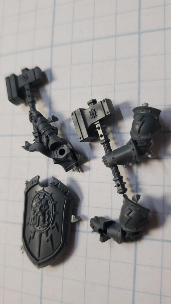 Warhammer Stormcast Eternals Bits Liberator Warhammers & Sigmarite Shield Set #B