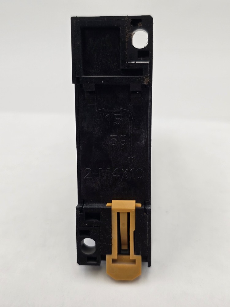 Omron H3Y-2 Solid State Timer With Socket Base 5A 250V 8Pin 11Z2YT