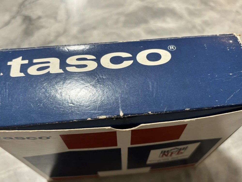 1982 NFL Tasco Binoculars 7x35 “ 304 Model great condition!