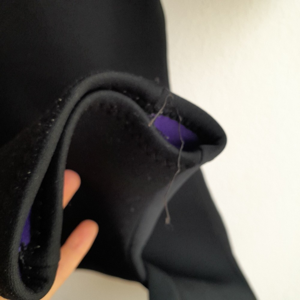Youth Wetsuit COMP Size 14 Black Purple Retro