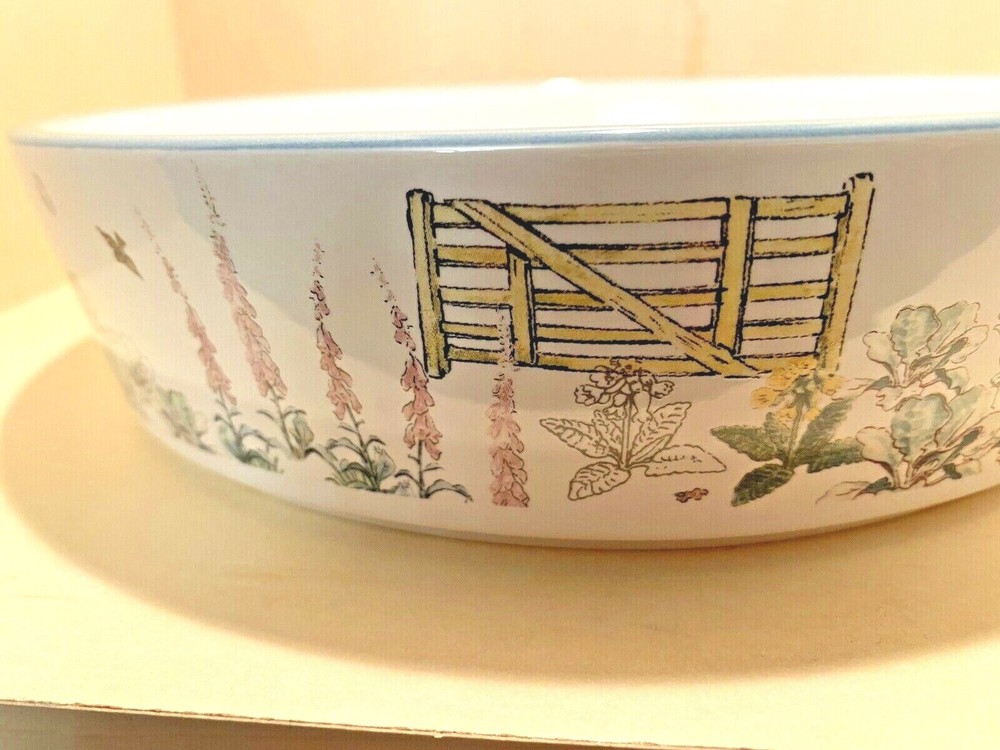 Beatrix Potter Peter Rabbit Easter Porcelain Vegetable Serving Bowl 9" NEW