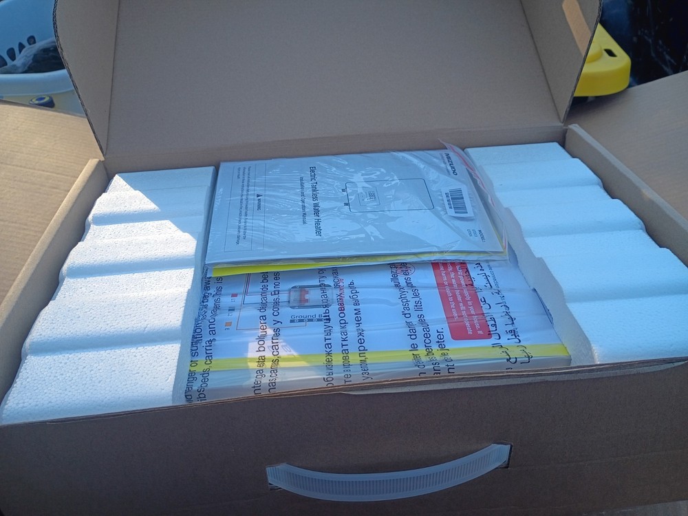 MUZUDO 240V Tankless Hot Water Heater Electric LED Demand ET006