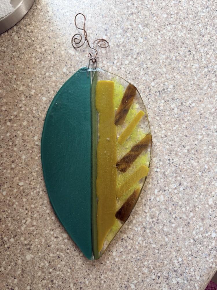 Handmade Suncatcher Leaf Design Wire Hanger