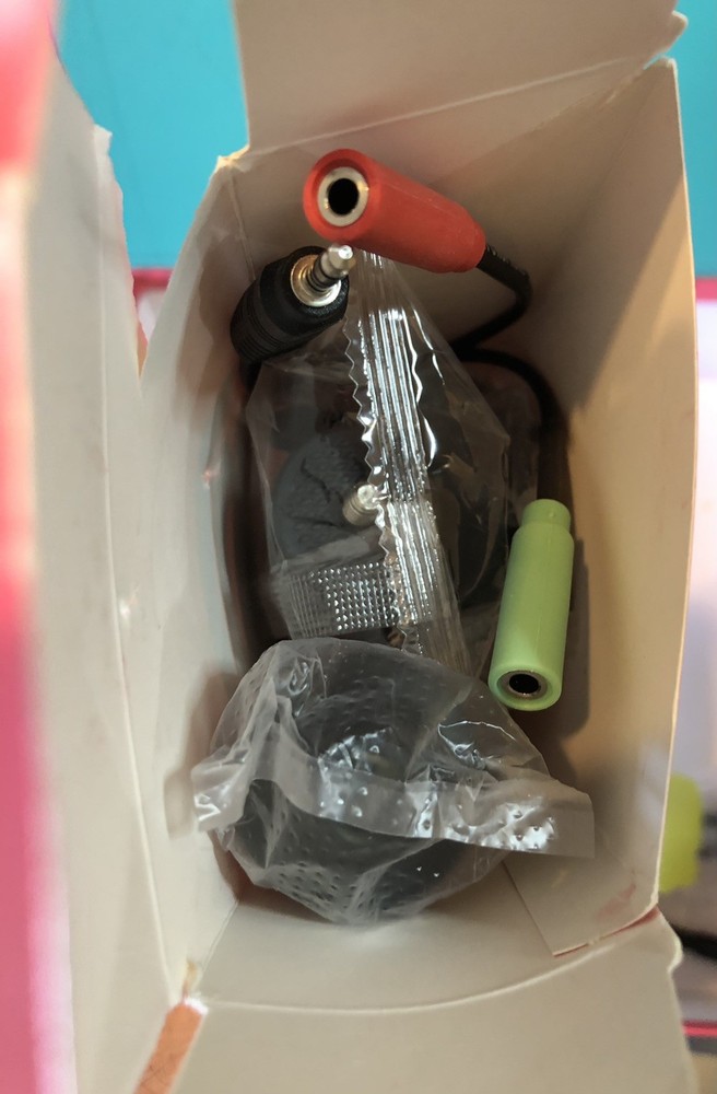 MC Streamy Studio Microphone + Clamp + Desktop Tripod + Audio Adapter Open Box