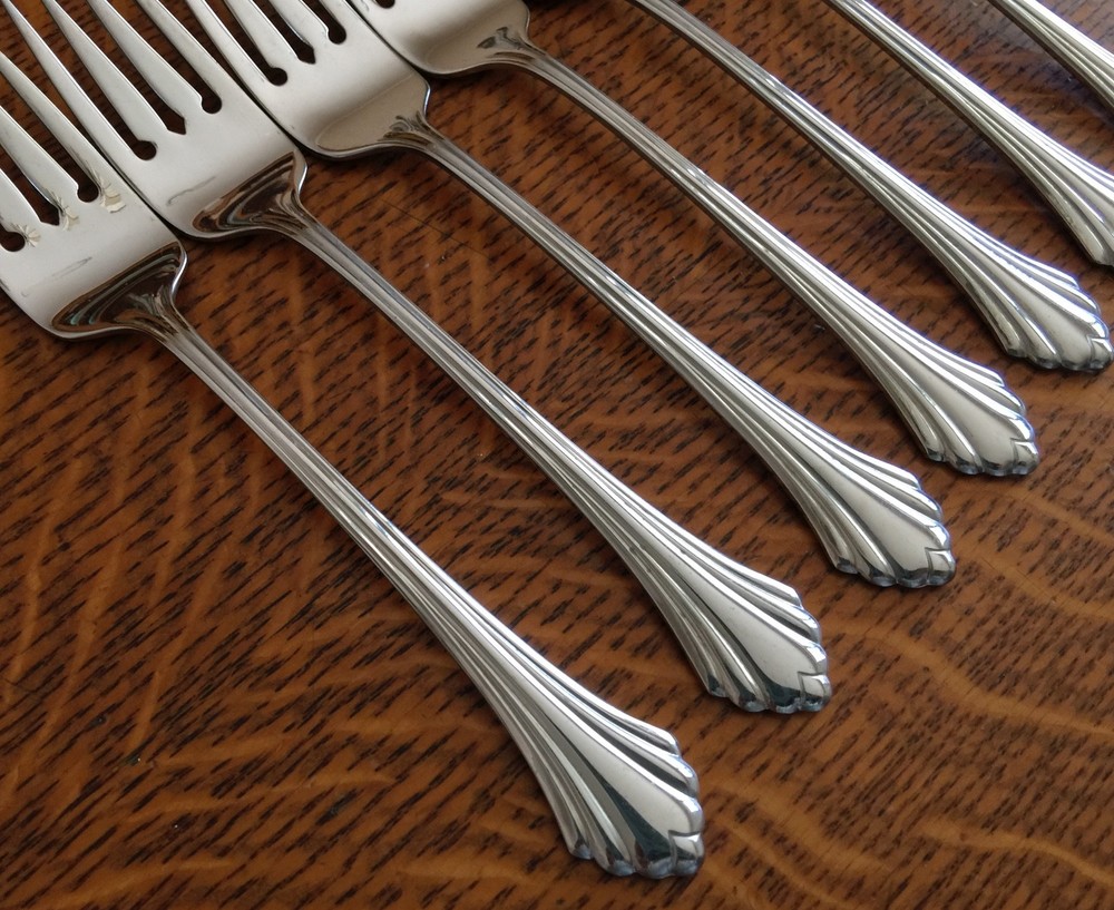 * ONEIDA - BANCROFT * USA Silverware * YOUR CHOICE * STAINLESS FLATWARE * NEW