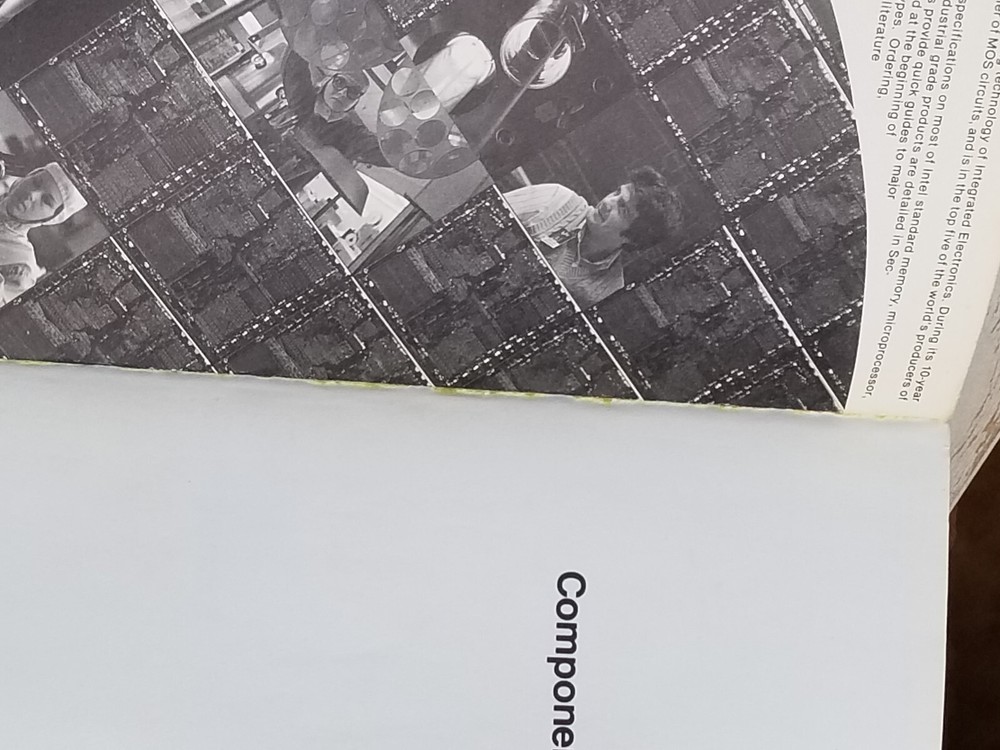VINTAGE ELECTRONICS BOOK DATA 1979 INTEL COMPONENT DATA CATALOG