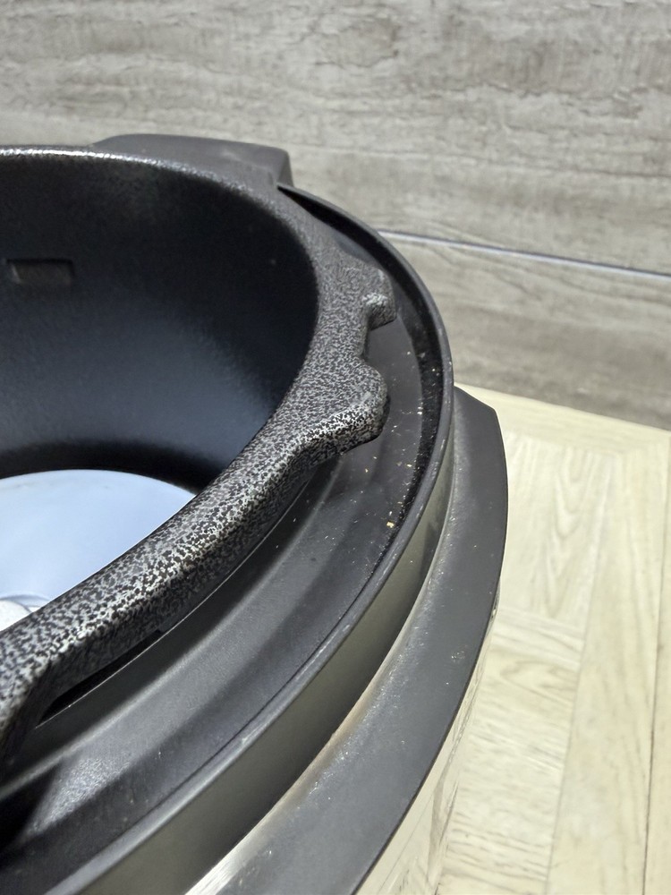BASE ONLY NO LINER OR LID Instant Pot Lux Mini 3 Quart Tested