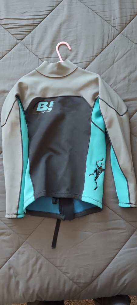 Buell wetsuit jacket! great condition. Juniors size 10.