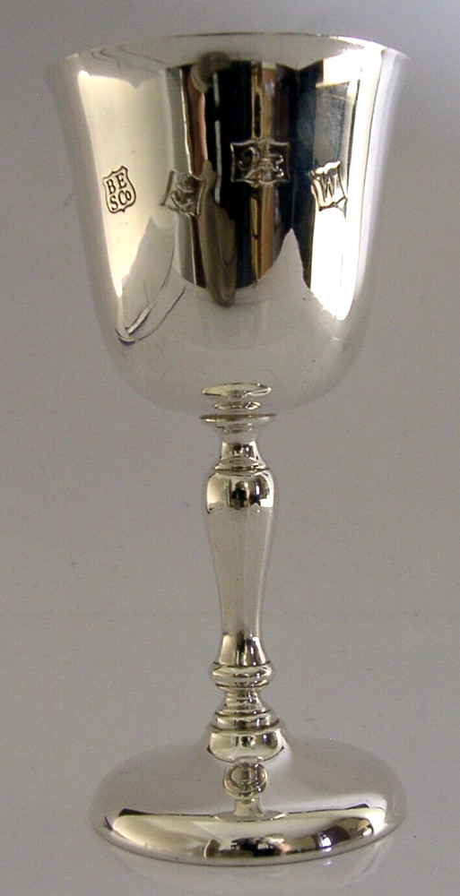 STERLING SILVER WINE GOBLET CHALICE CUP 1971 BARWARE 127g