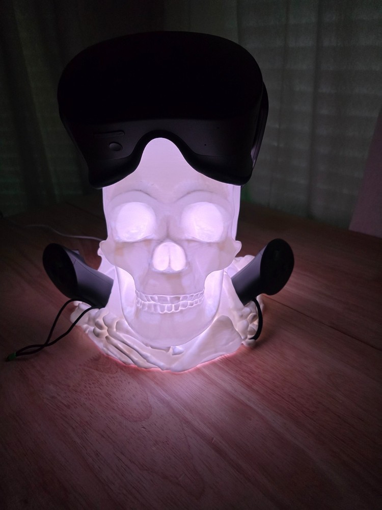 Skull VR Stand Accessories Compatible with Oculus Meta Quest 2, 3 (WHITE)