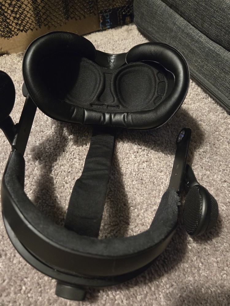 Valve Index 2.0 Lighthouses & Etc