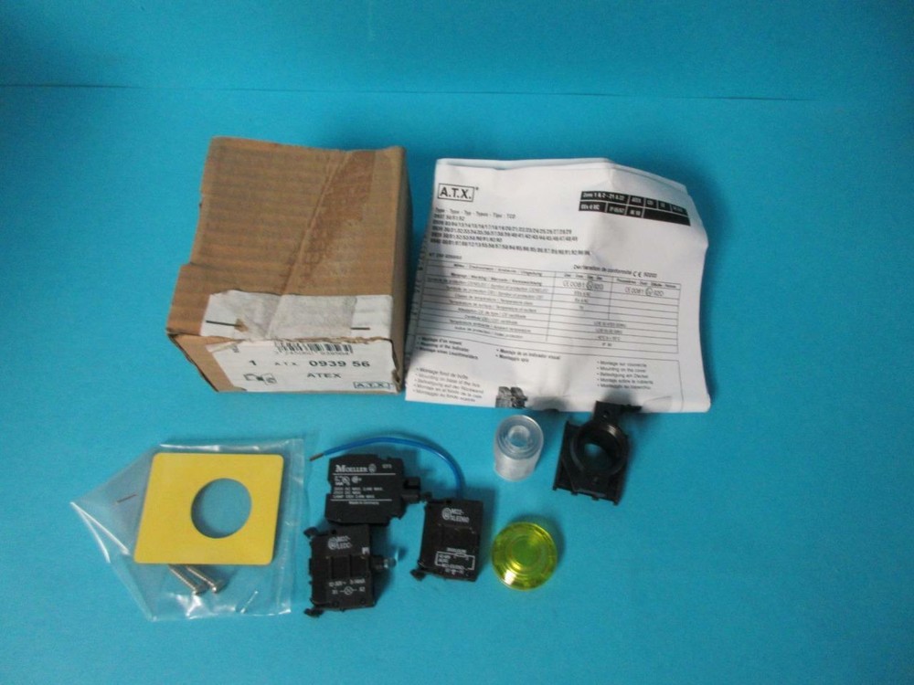 NEW ATEX ATX ADVANCED TECHNOLOGY EXTENDED AUXILARY MODULE 0939 56 YELLOW LIGHT