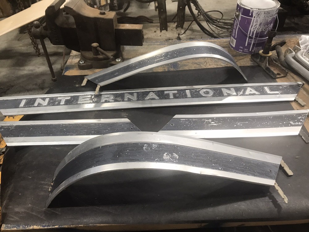 International Transtar 4070 Front Trim