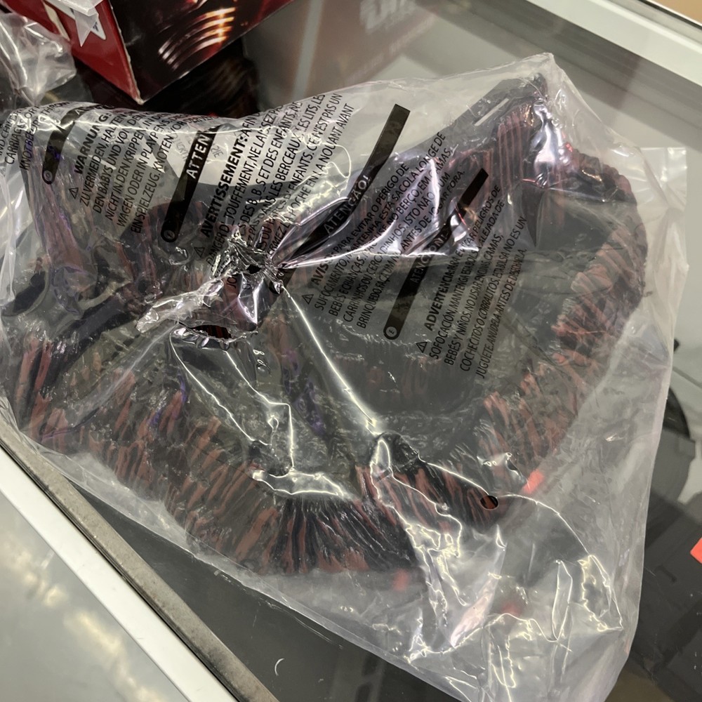 STAR WARS Uncle Milton Science Mustafar Erupting Volcano Lab