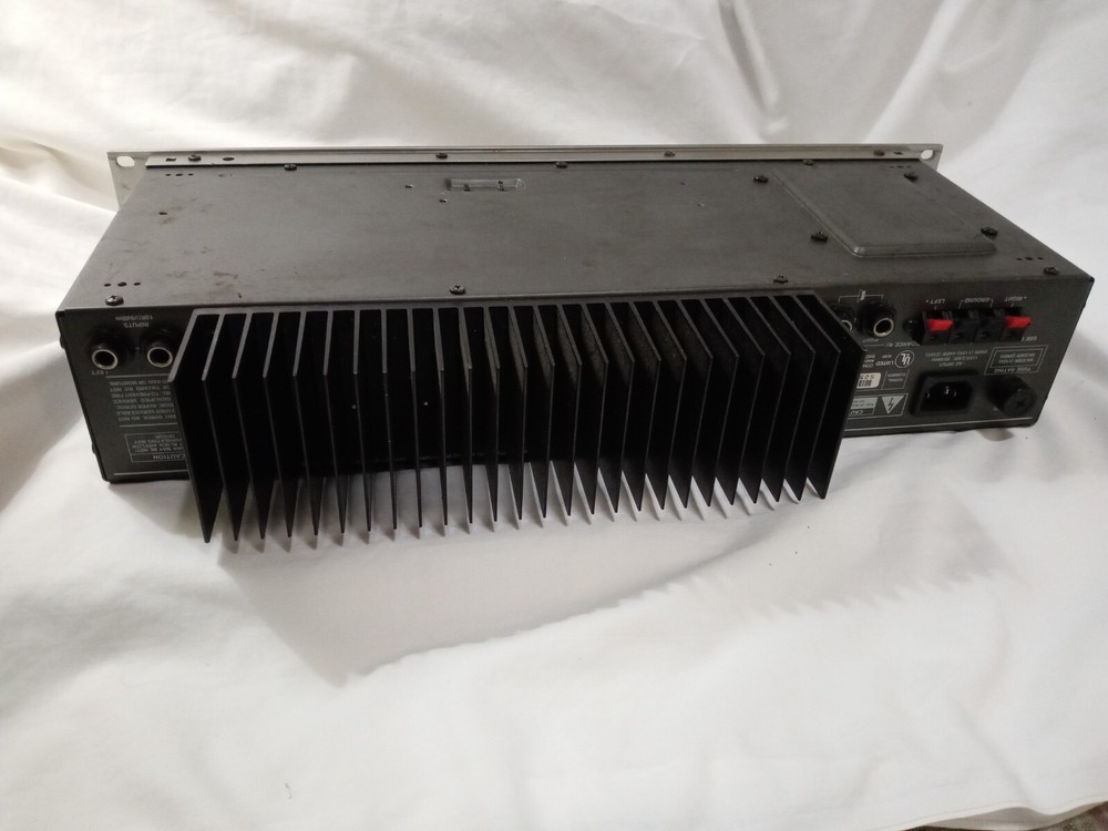 Samson Servo-240 pro stereo power amplifier