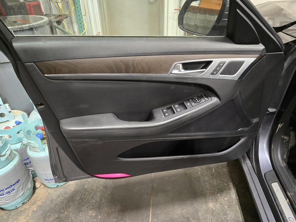 Used Blind Spot Detection System Warning Control Module fits: 2015 Hyundai Genes