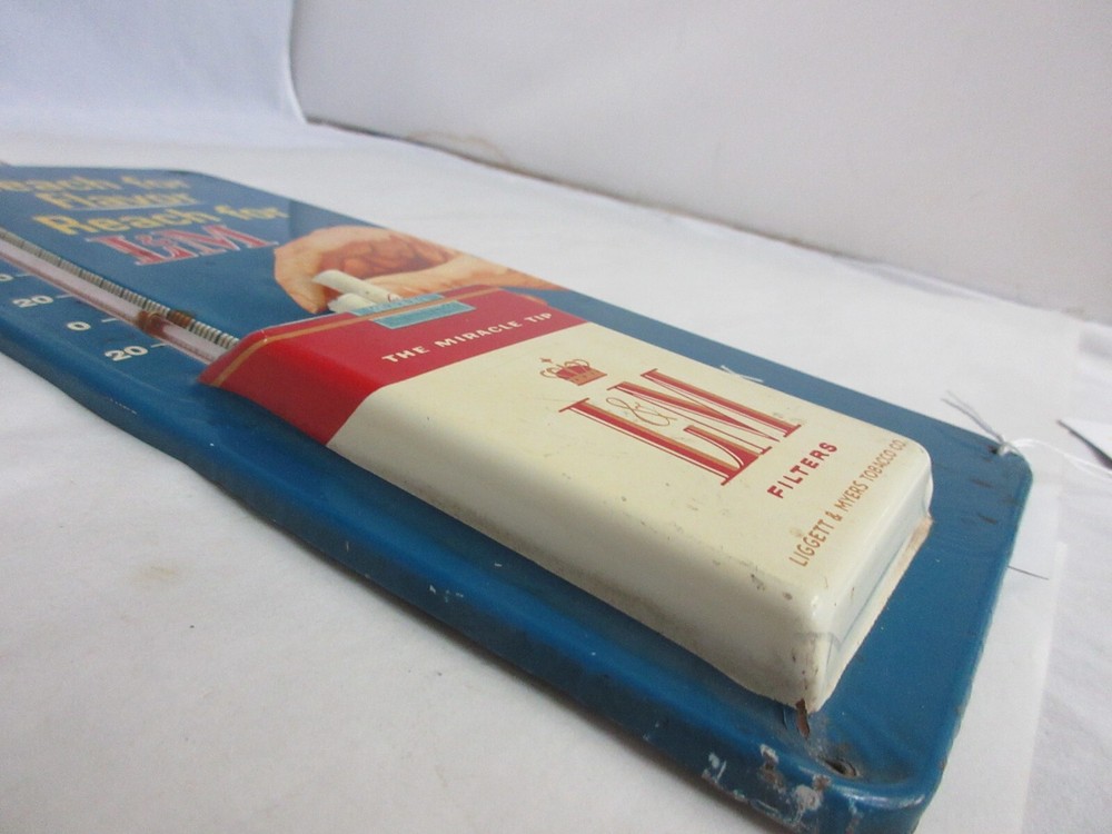 VINTAGE ADVERTISING L & M CIGARETTES THERMOMETER RARE VERSION D-421