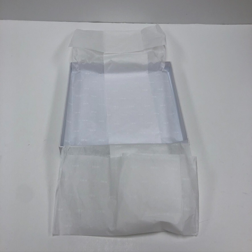 Dior Authentic Square Gift Box White Pebble Medium 10.5x10.5x1.5