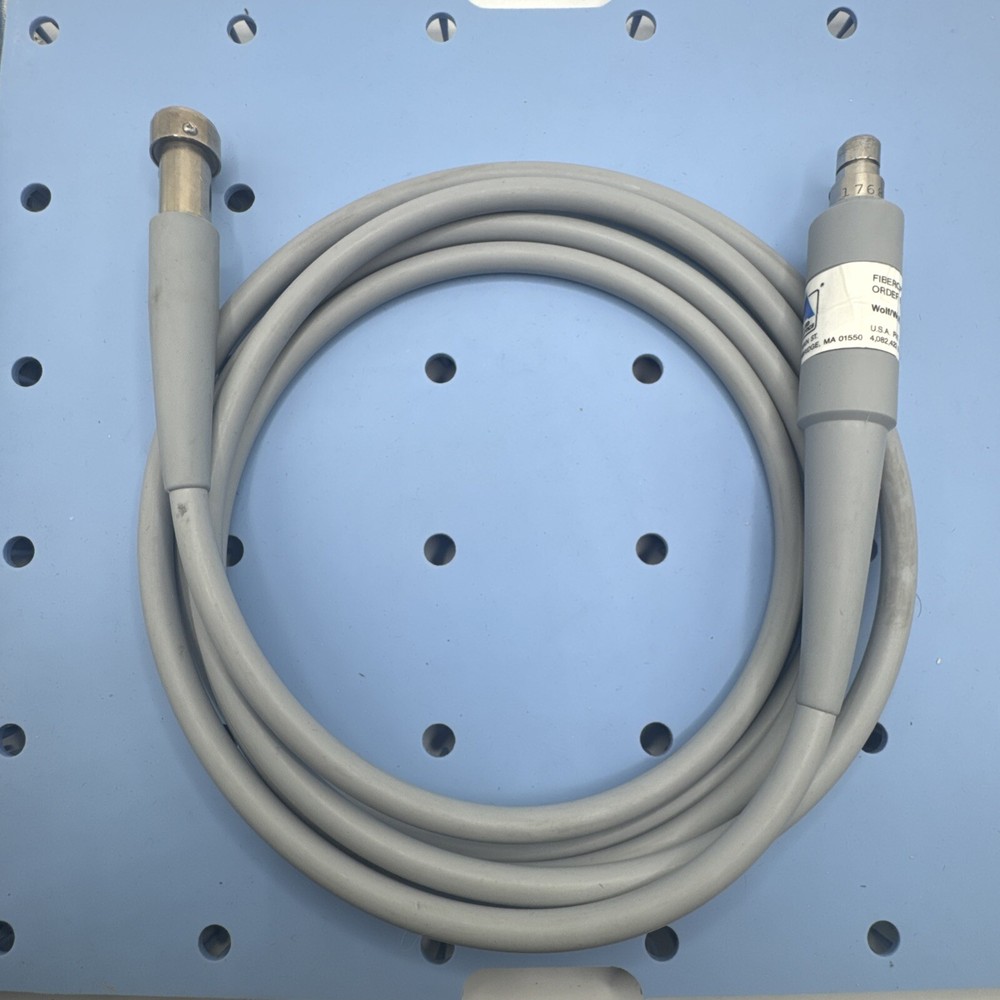 Applied Fiberoptics 24-3101 Wolf/Wolf 3.5mm Light Cable