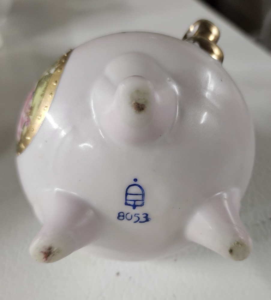 Vintage Oil Lamp 8053